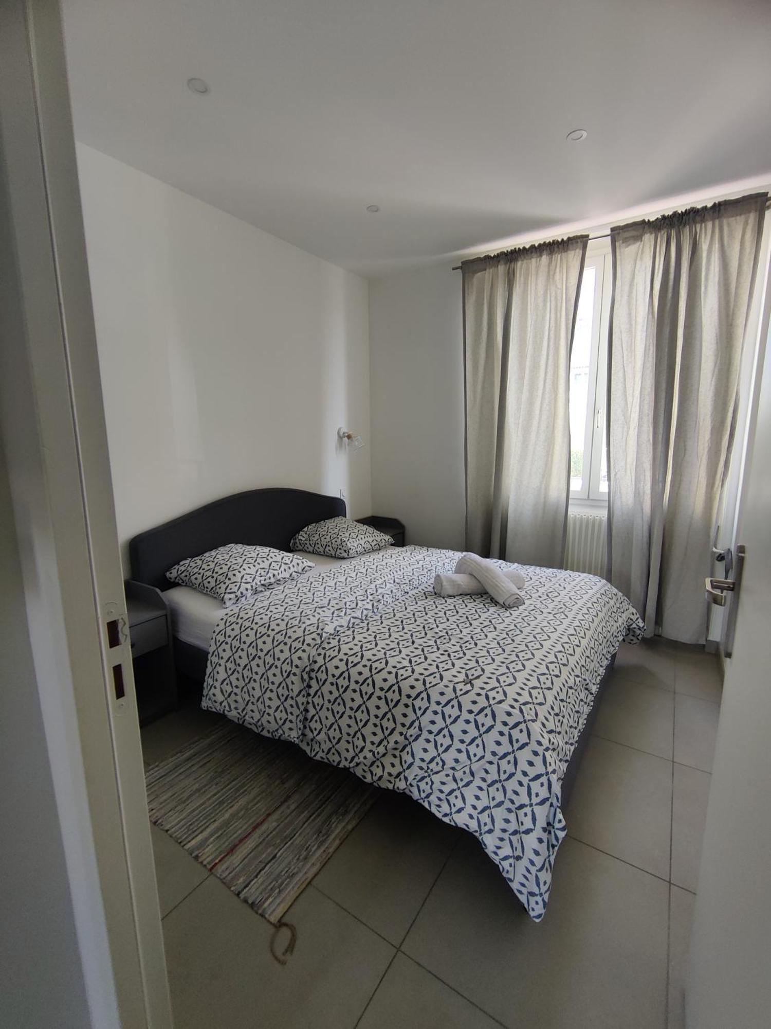 Le Pressense 2 Apartment Venissieux Bagian luar foto