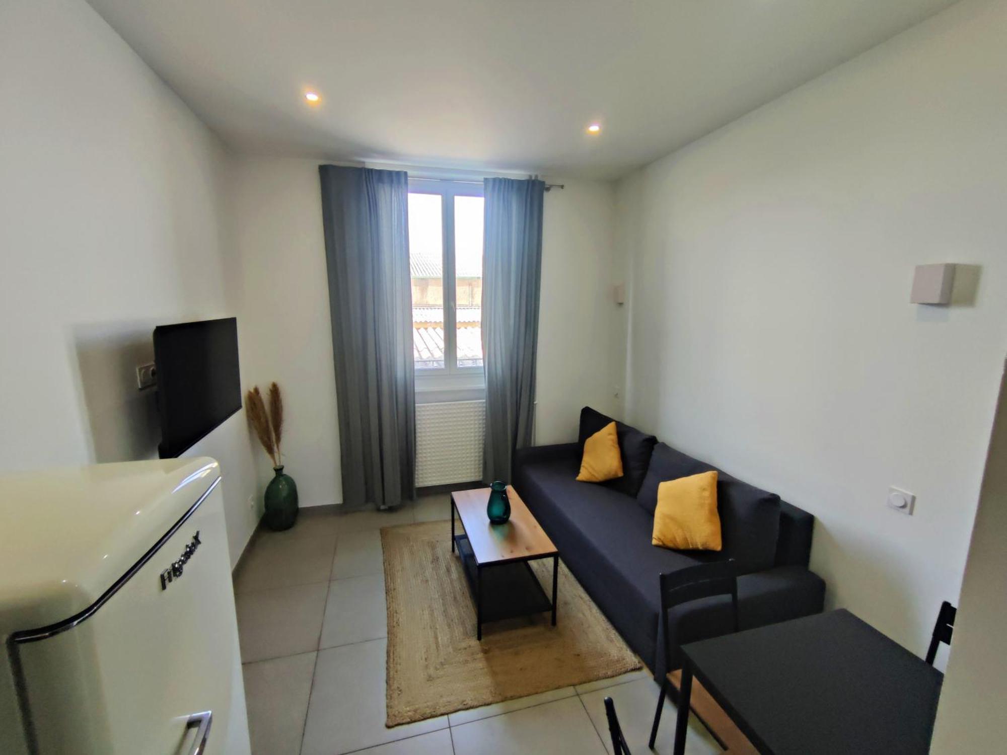 Le Pressense 2 Apartment Venissieux Bagian luar foto