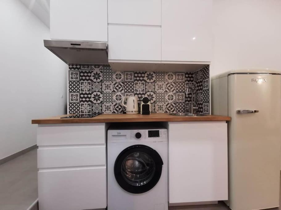 Le Pressense 2 Apartment Venissieux Bagian luar foto